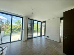 Greenleaf Road (D10), Semi-Detached #480527831